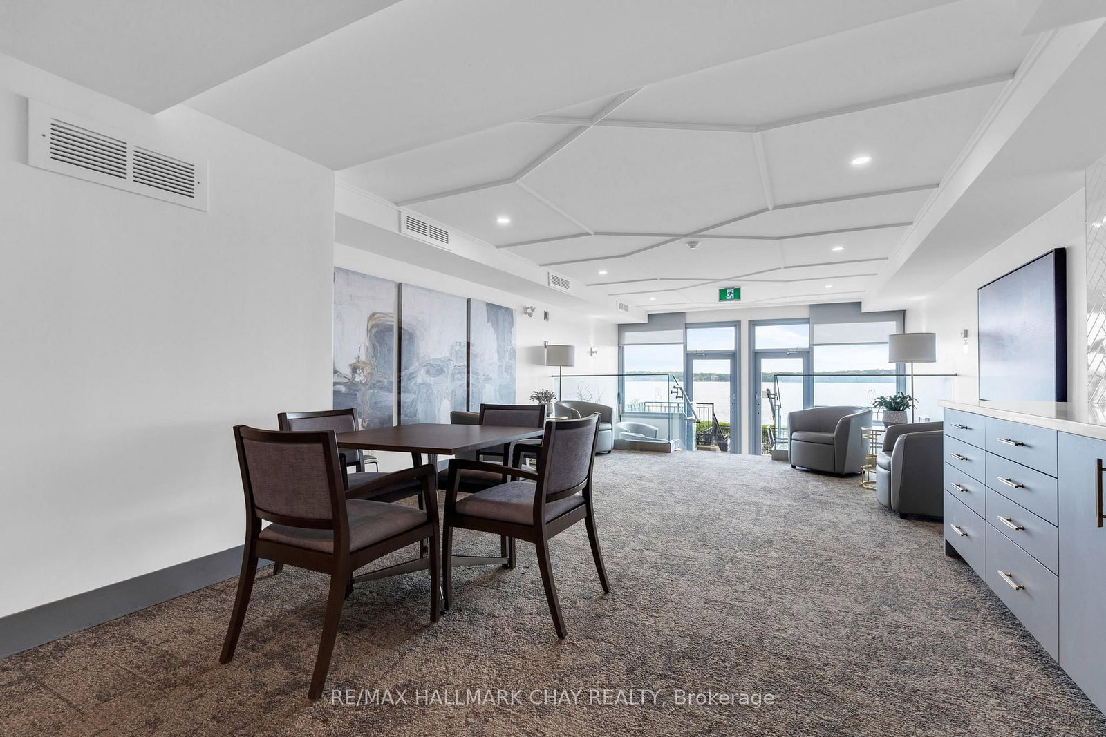 21 Kempenfelt Drive • #103 • Barrie, ON photo 21