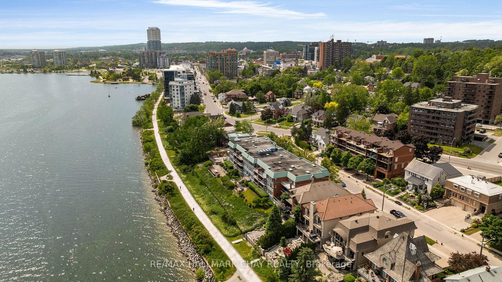 21 Kempenfelt Drive • #103 • Barrie, ON photo 28