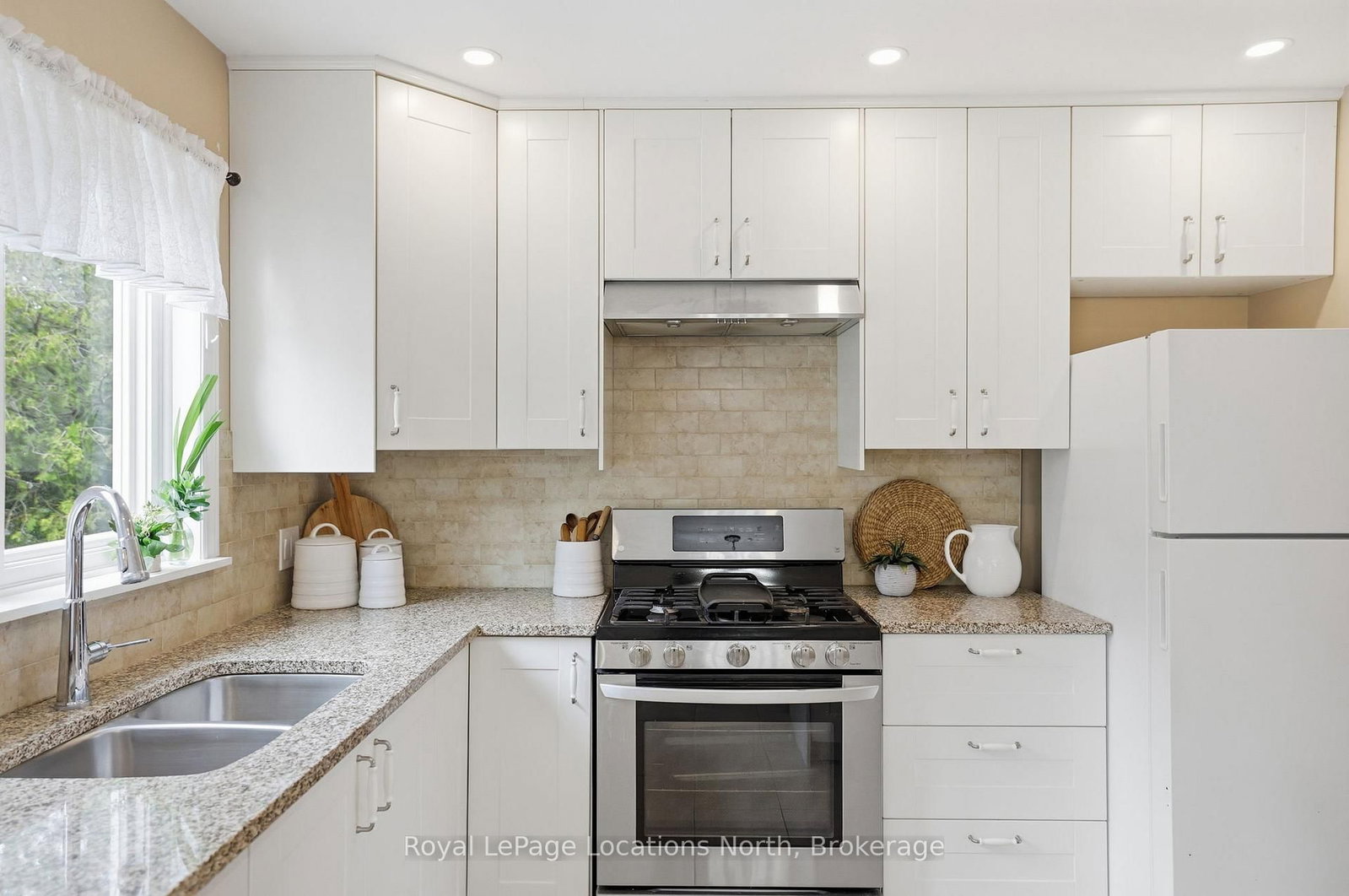 27 York Street • Collingwood, ON photo 12