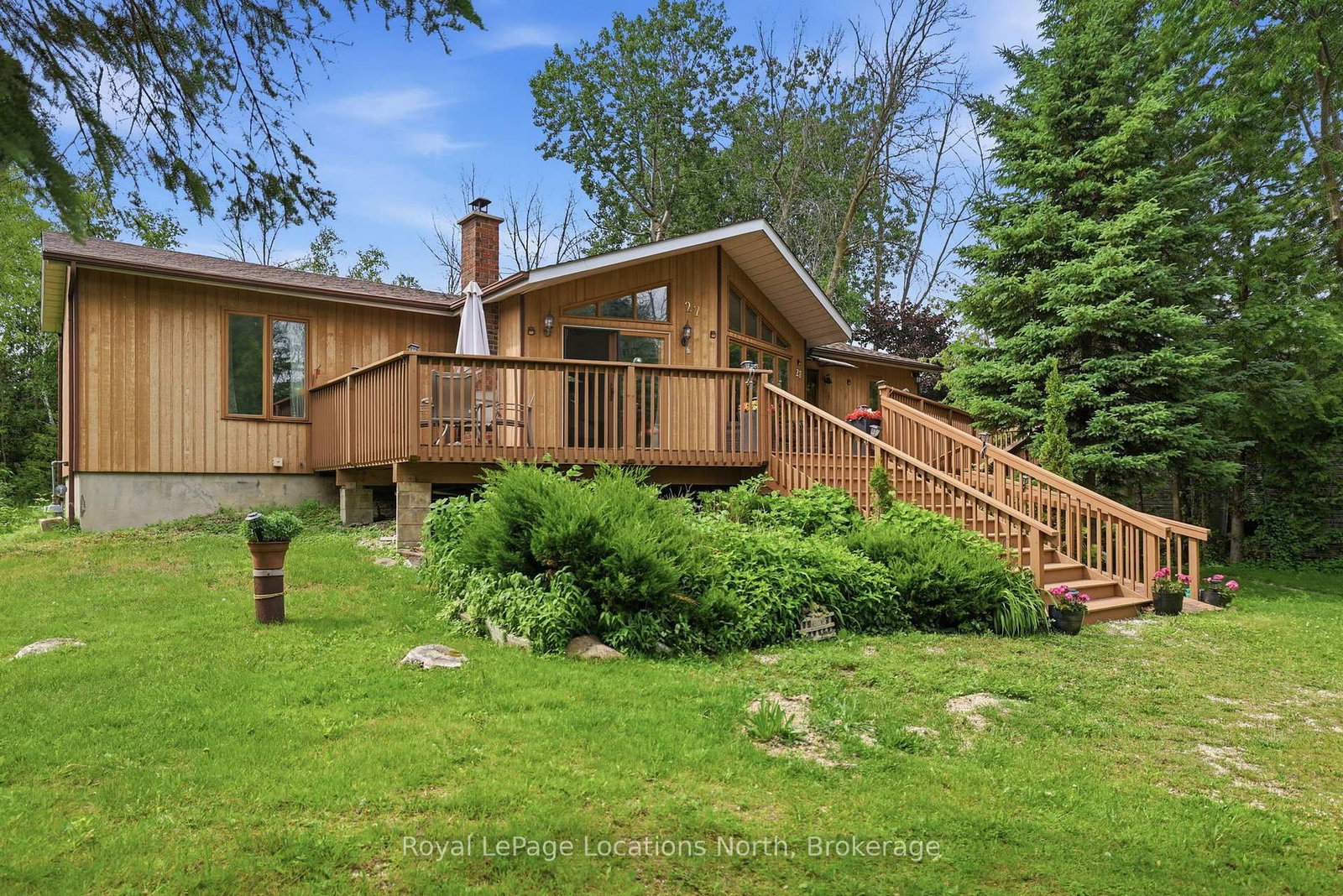 27 York Street • Collingwood, ON photo 3