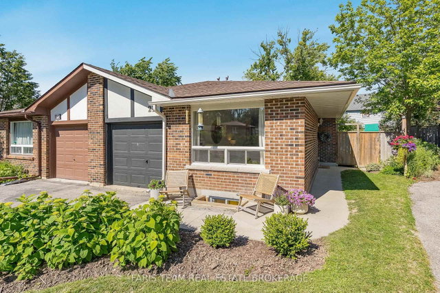 21 Maplehurst Crescent
