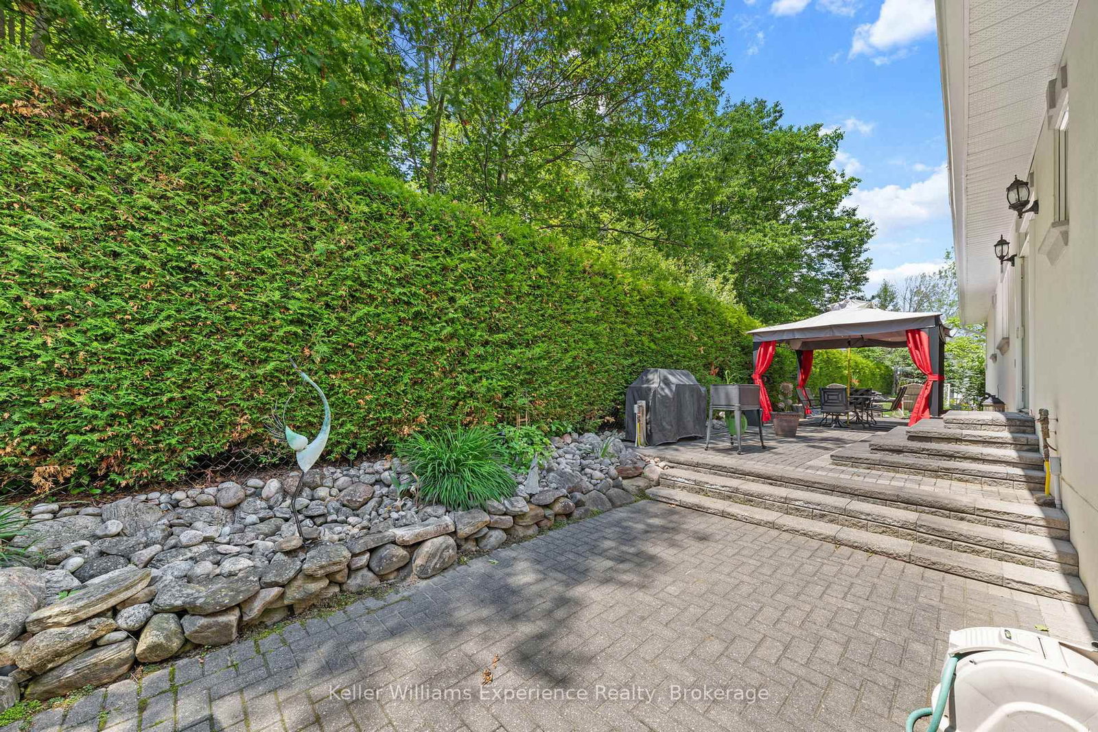 378 ABERDEEN Boulevard • Midland, ON photo 16