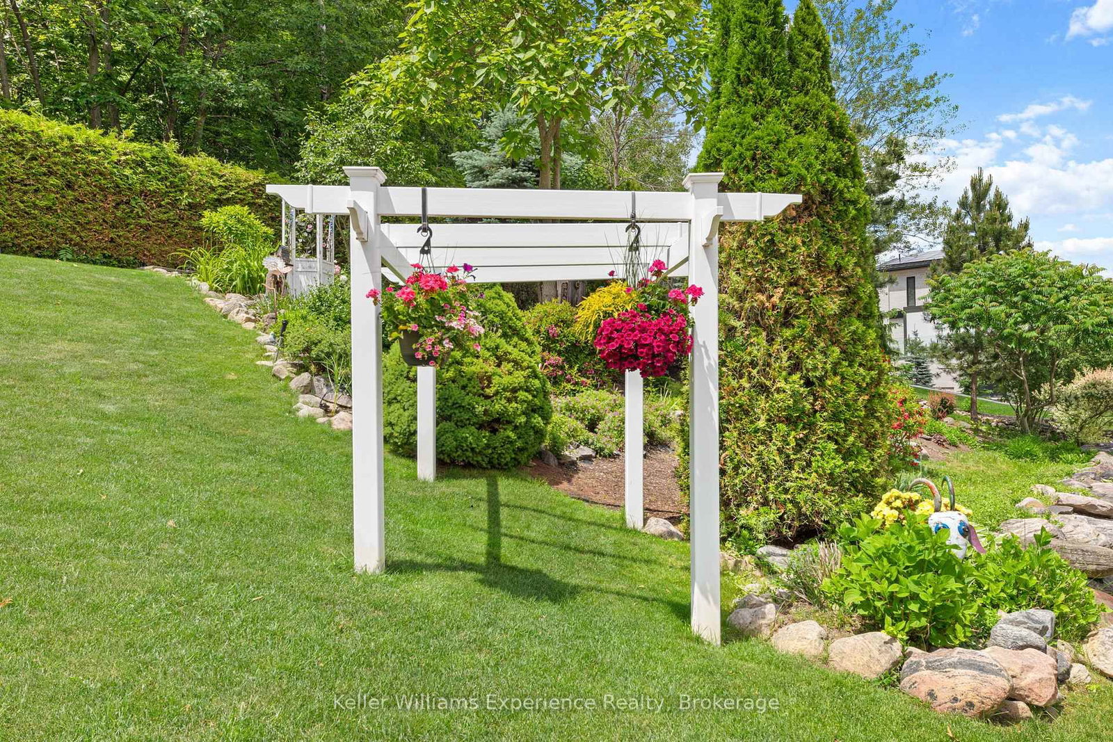 378 ABERDEEN Boulevard • Midland, ON photo 17