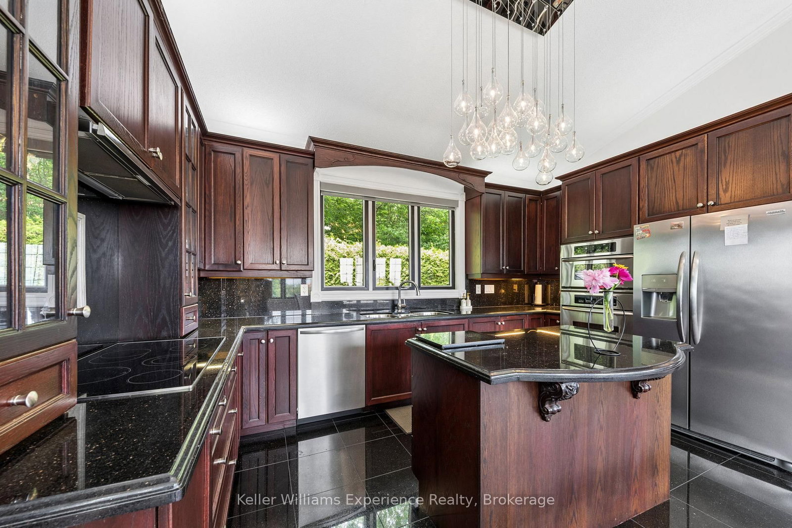 378 ABERDEEN Boulevard • Midland, ON photo 5