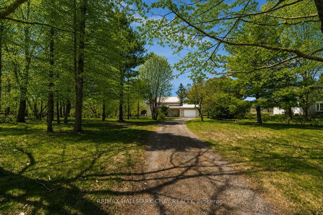 3324 Penetanguishene Road