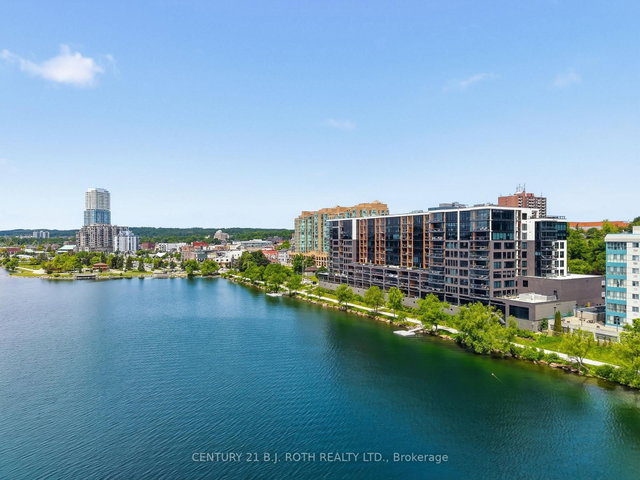301 - 185 Dunlop Street E