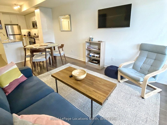 114 - 5 SPOONER Crescent