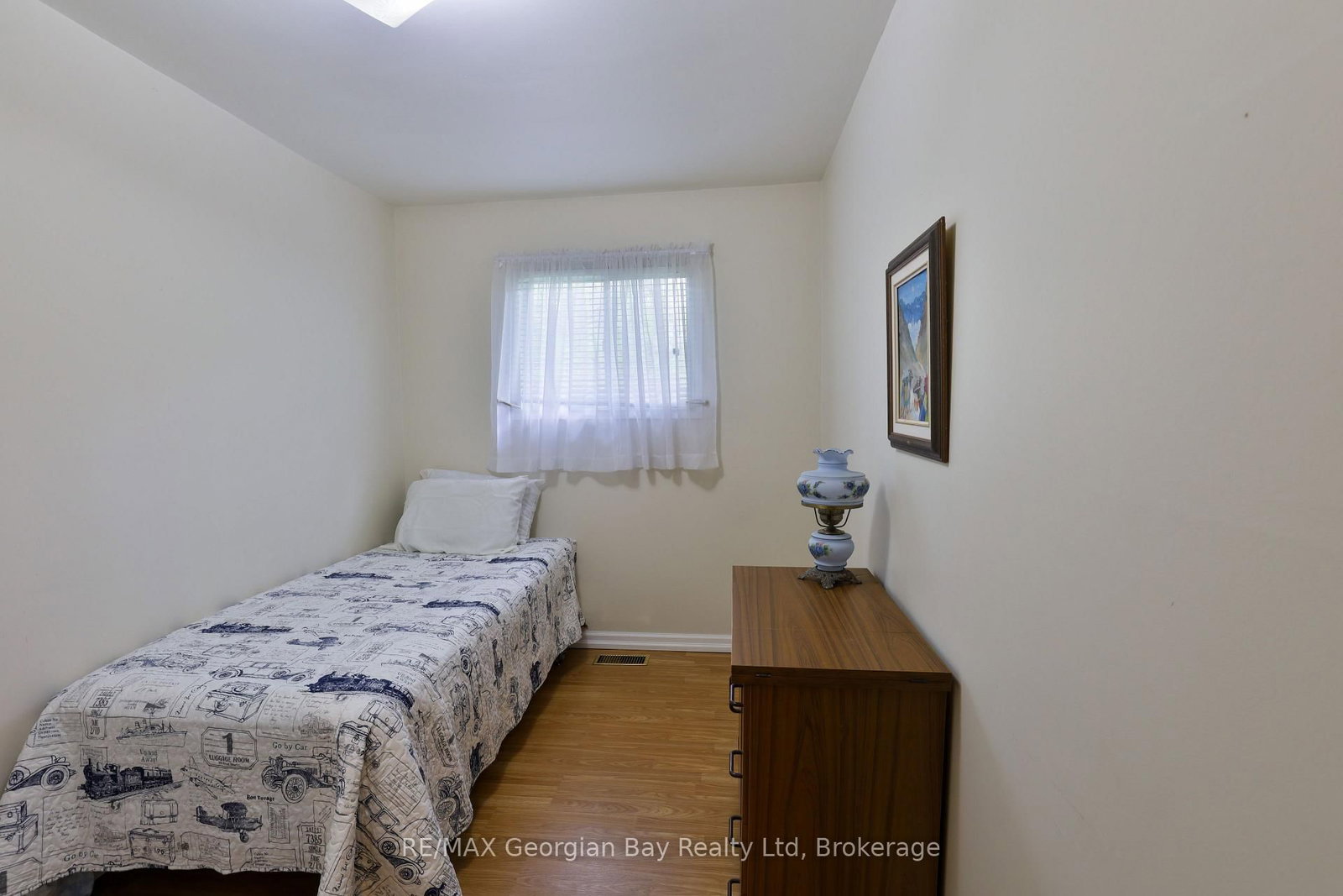 1 Lindale Avenue • Tiny, ON photo 18