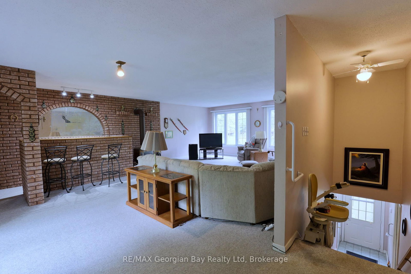 1 Lindale Avenue • Tiny, ON photo 22