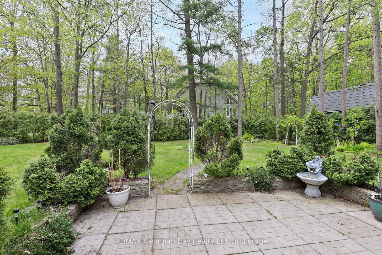 1 Lindale Avenue • Tiny, ON photo 34