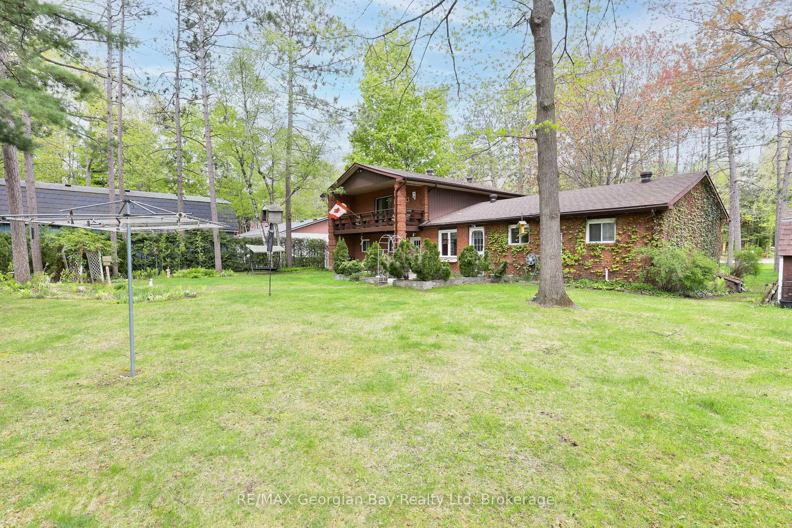 1 Lindale Avenue • Tiny, ON photo 35
