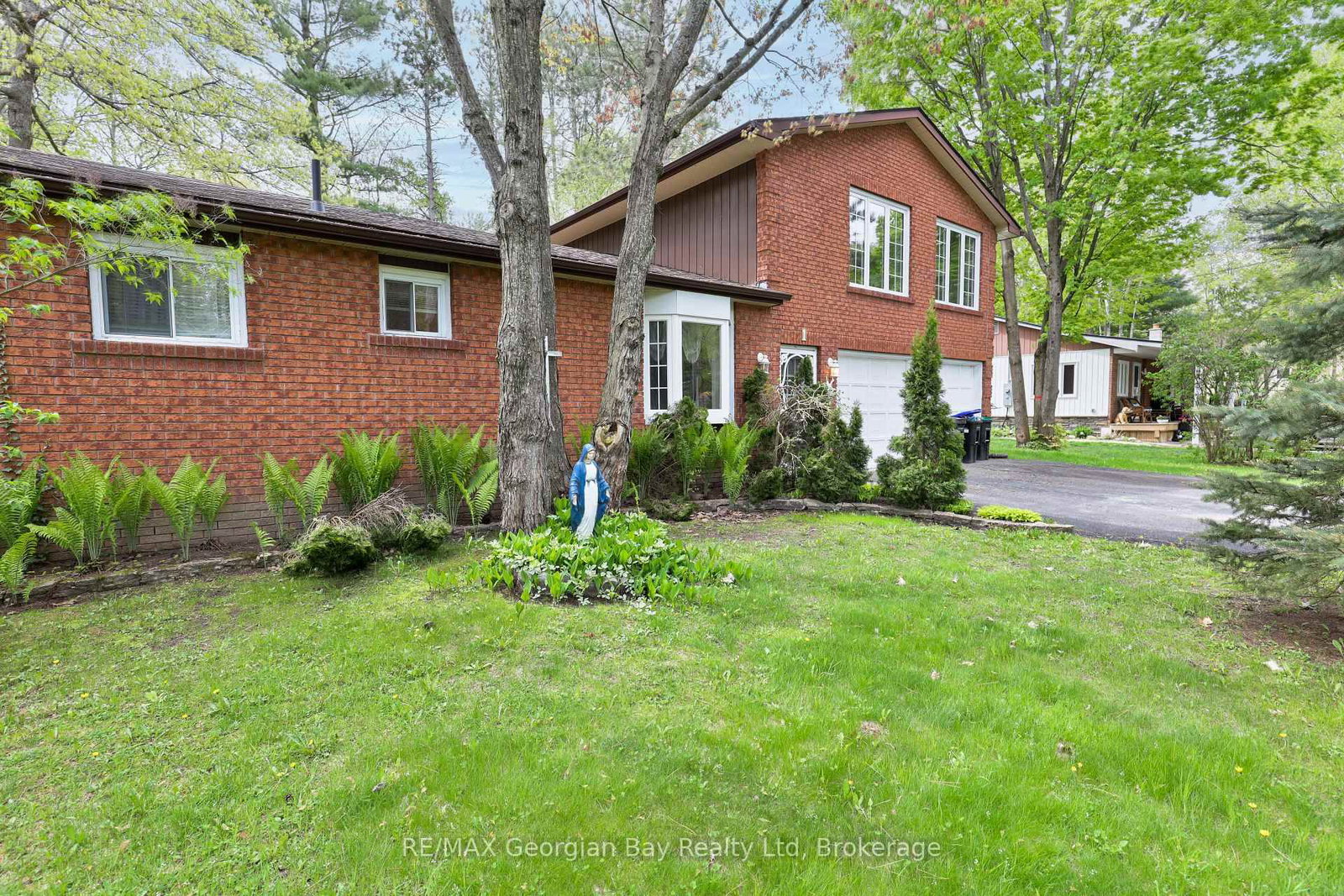 1 Lindale Avenue • Tiny, ON photo 37