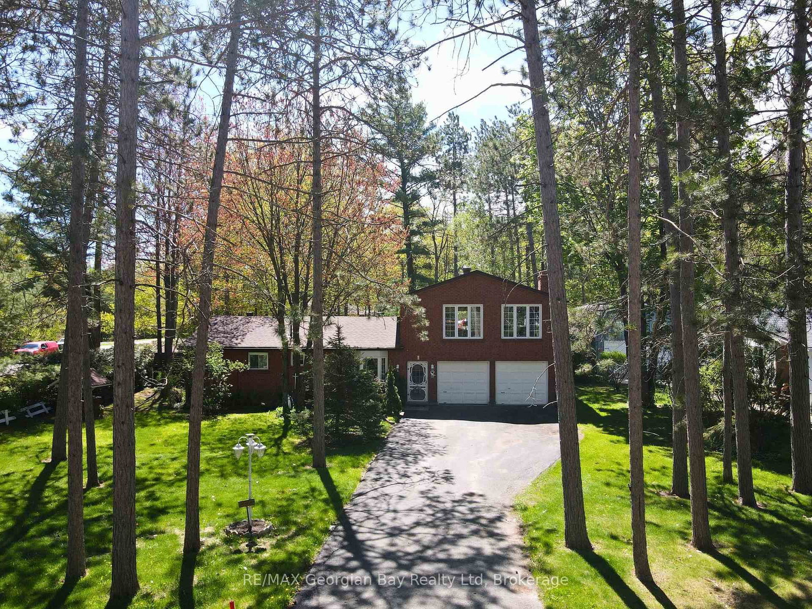 1 Lindale Avenue • Tiny, ON photo 39
