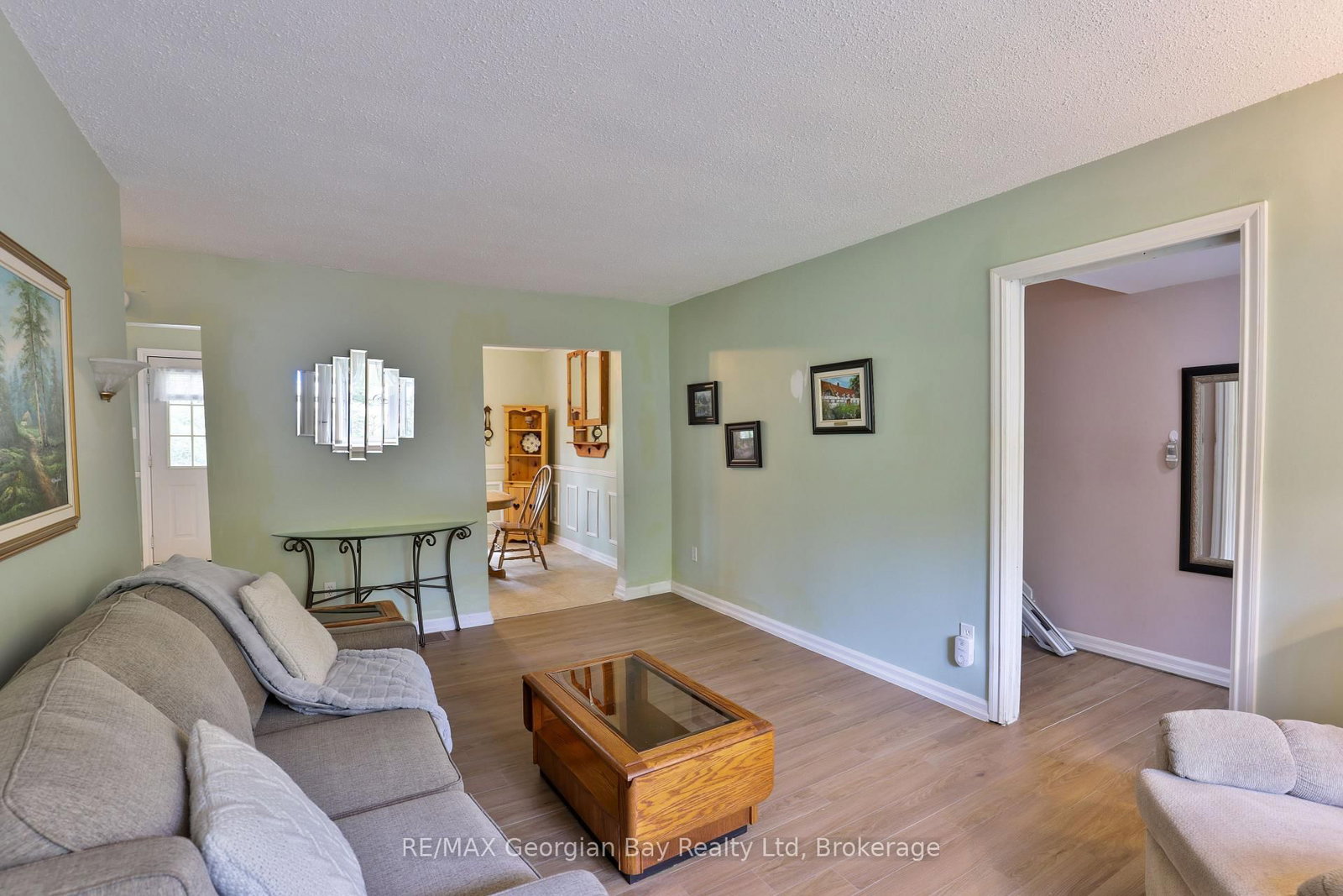 1 Lindale Avenue • Tiny, ON photo 5