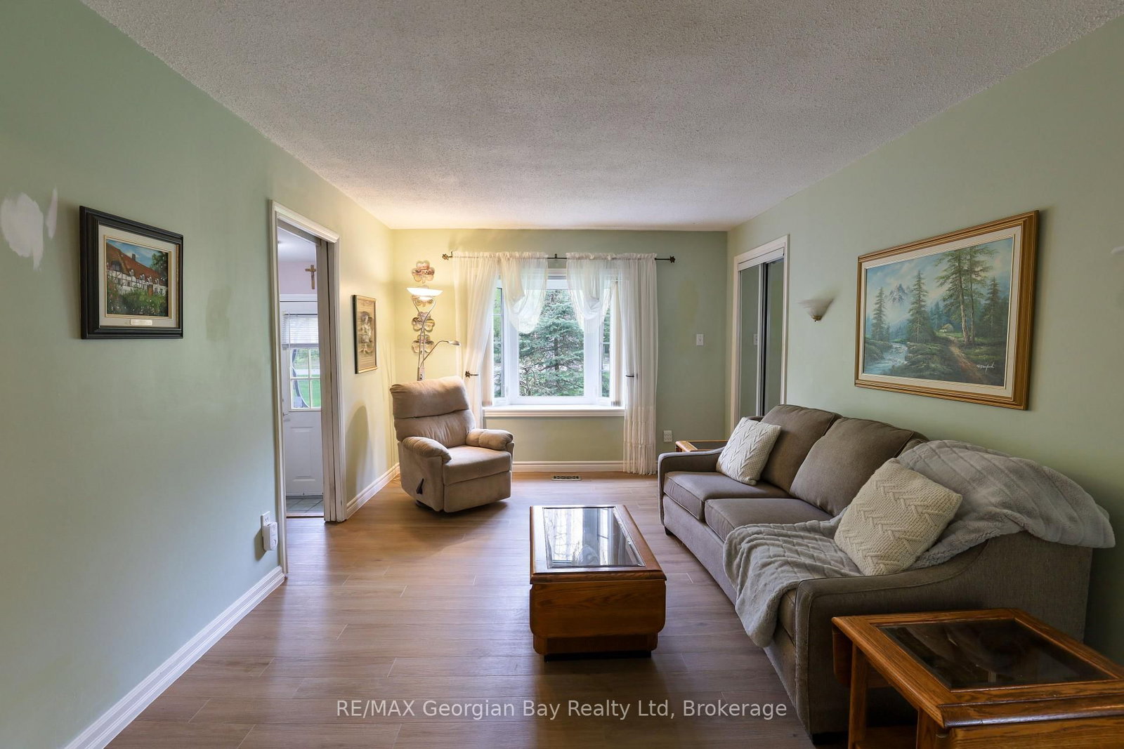 1 Lindale Avenue • Tiny, ON photo 6