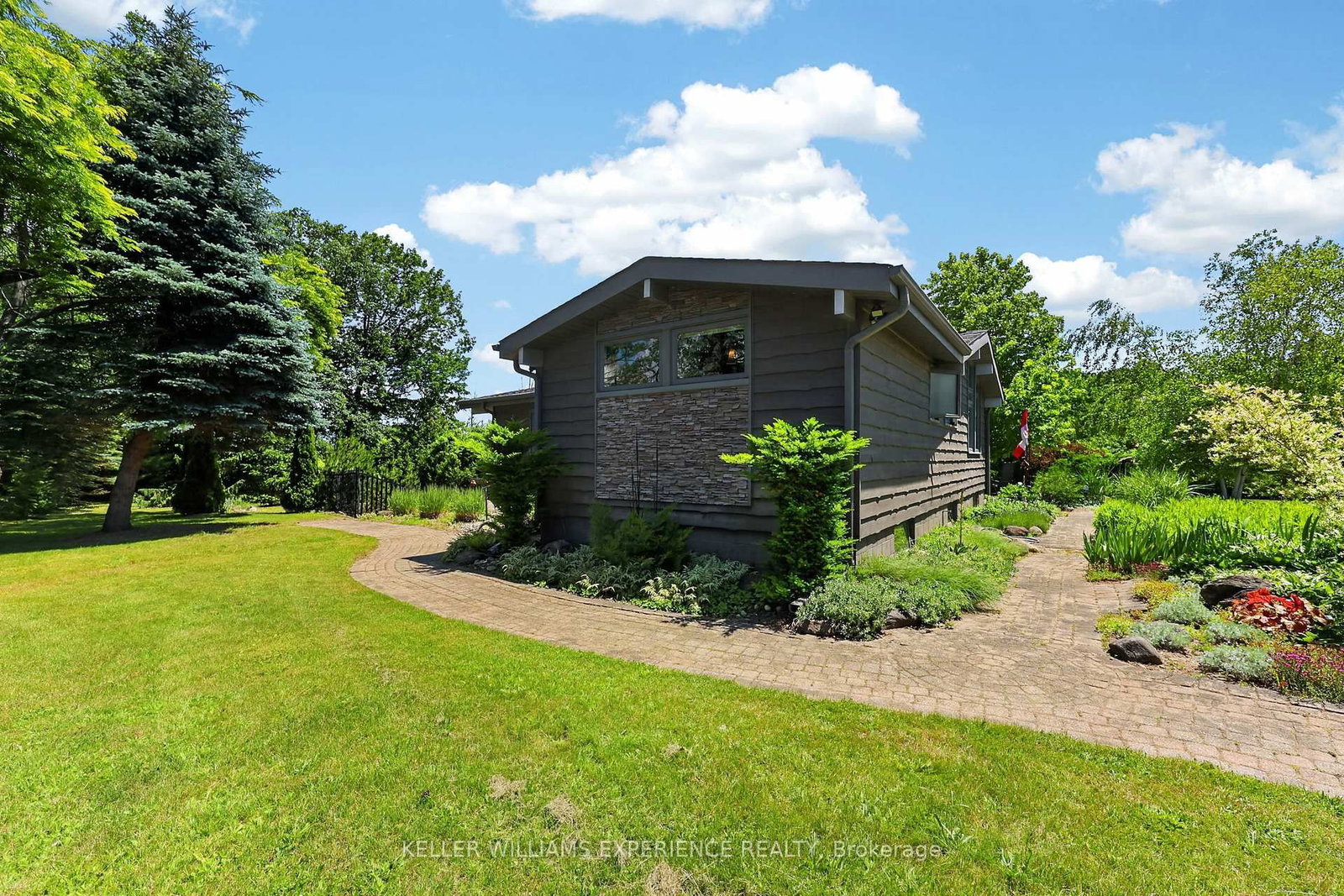 68 Royal Oak Drive • Barrie, ON photo 22