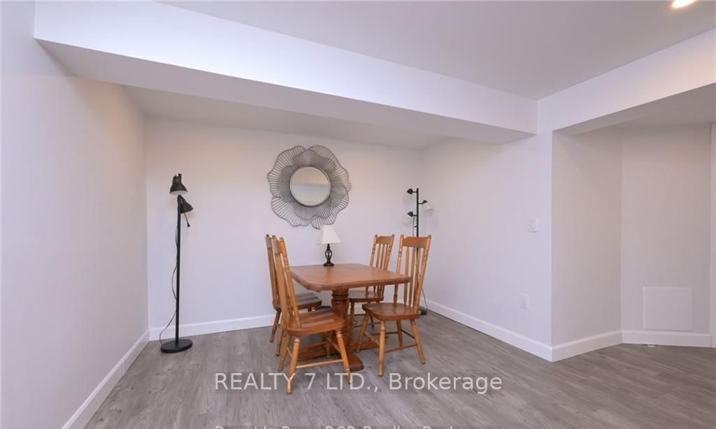 270 E JAMES Street • Orillia, ON photo 21