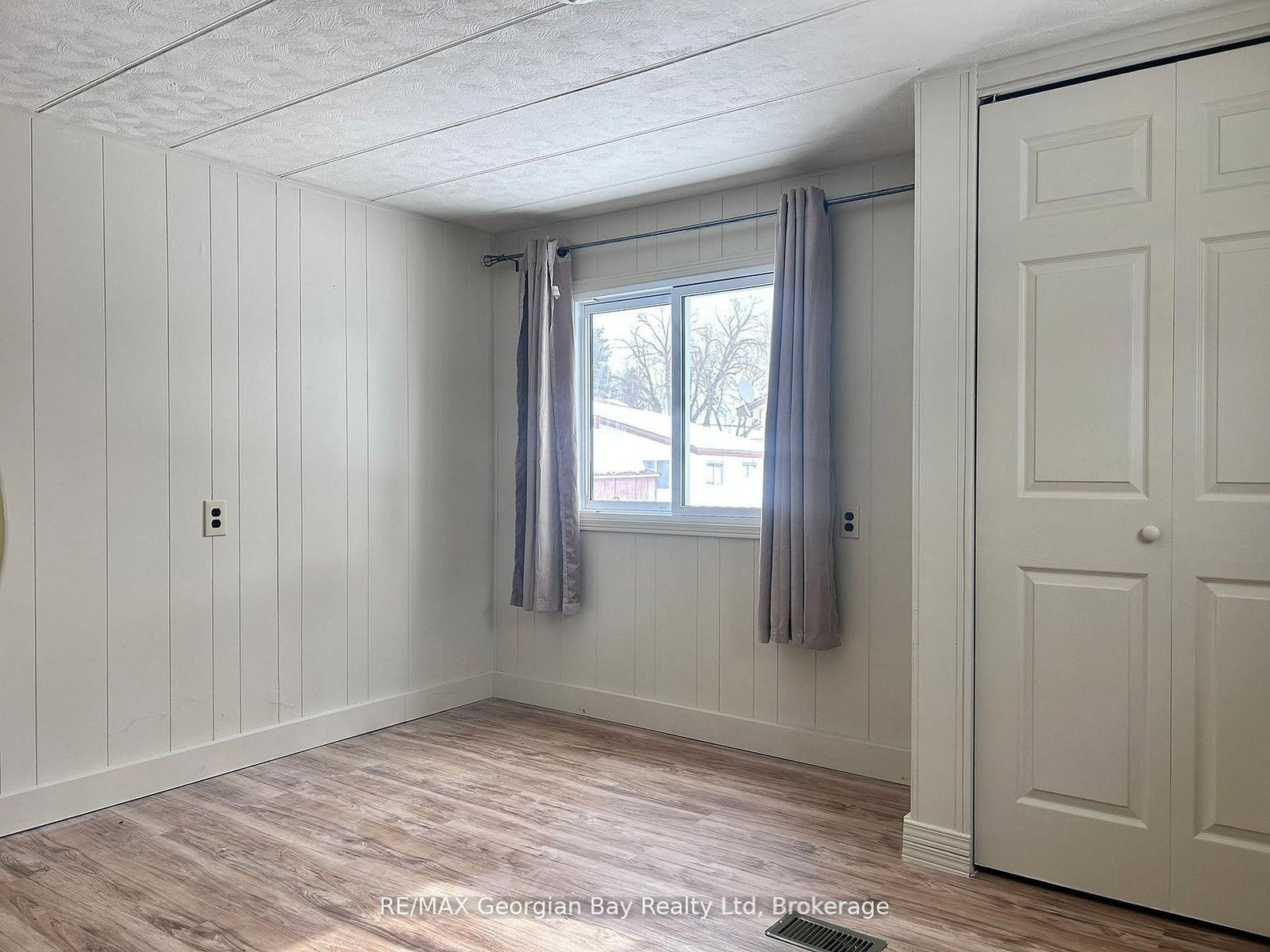 3 Northland Road • Midland, ON photo 12