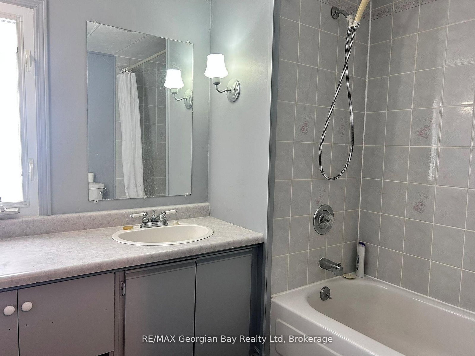 3 Northland Road • Midland, ON photo 16