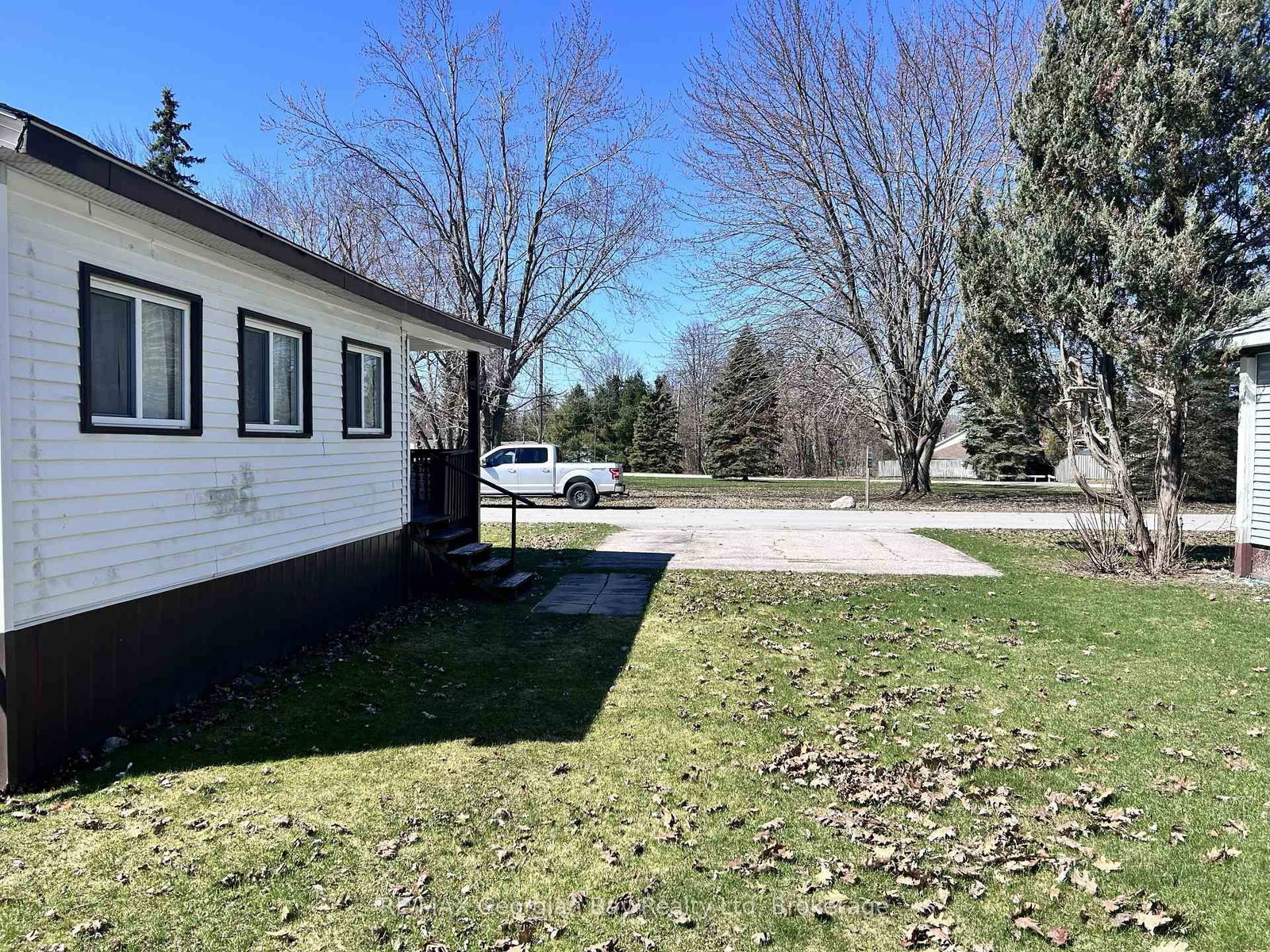 3 Northland Road • Midland, ON photo 24