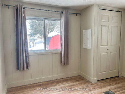 3 Northland Road • Midland, ON photo 9