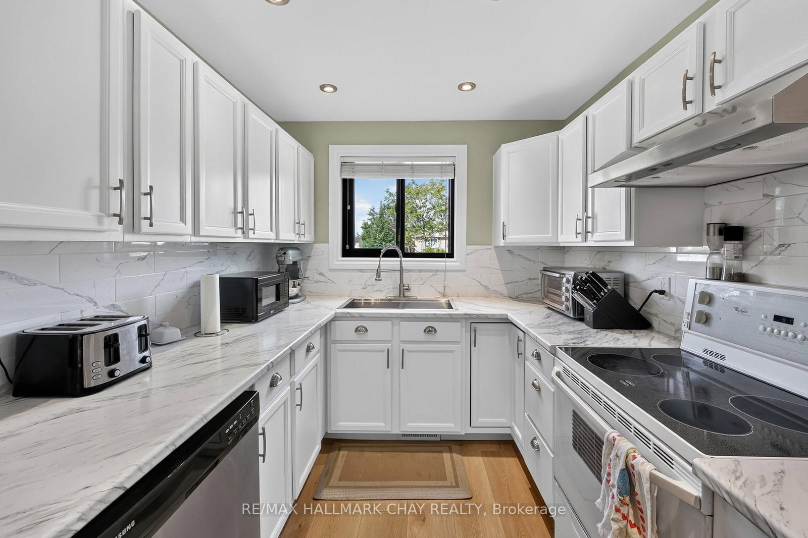 243 Letitia Street • Barrie, ON photo 19