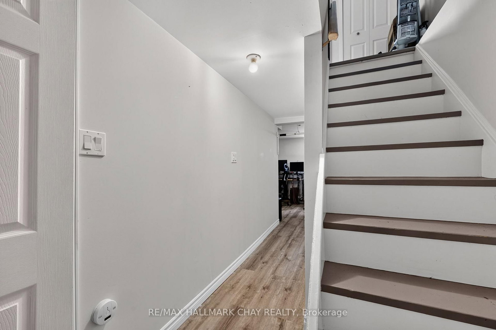 243 Letitia Street • Barrie, ON photo 39