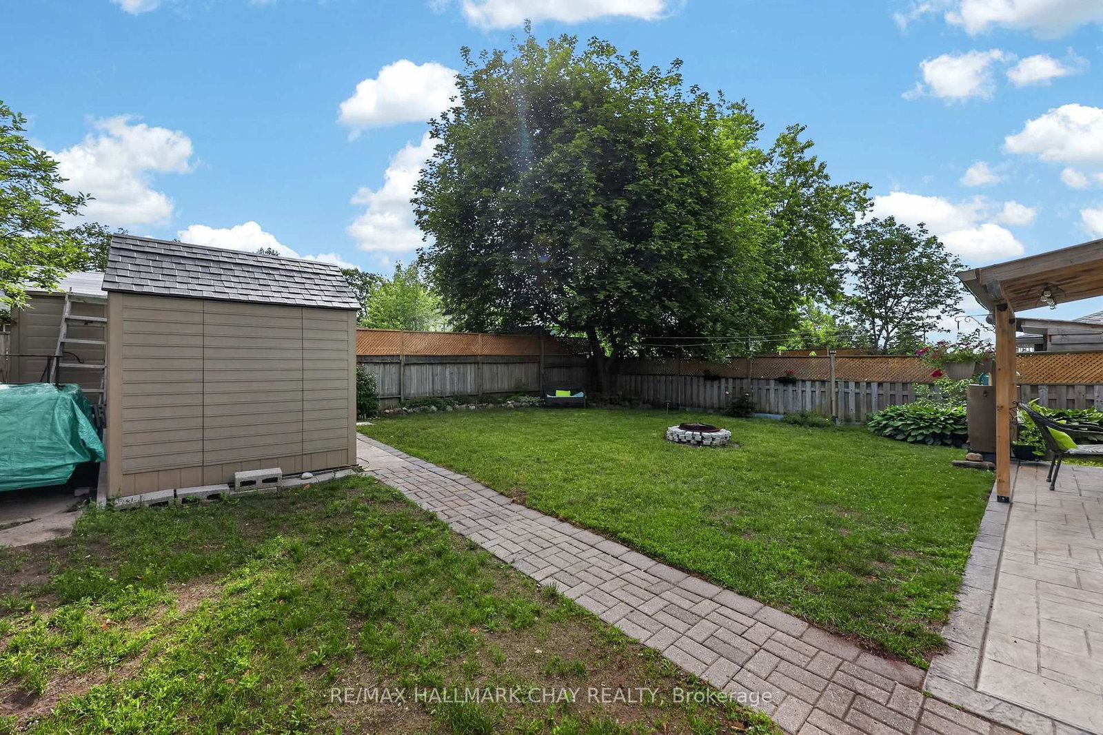 243 Letitia Street • Barrie, ON photo 8