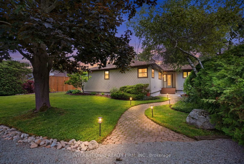 2032 Lakeshore Drive