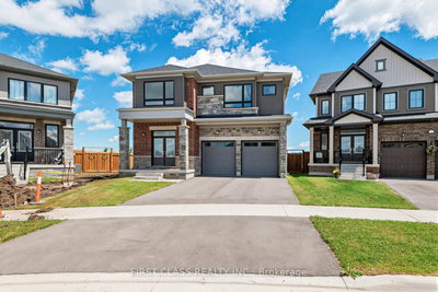 15 Abbey Crescent • Barrie, ON photo 2