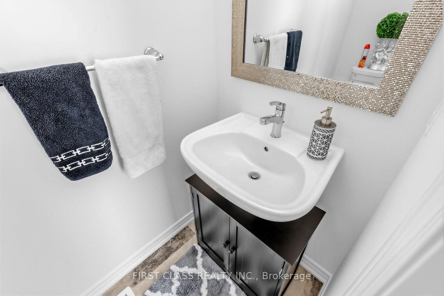 15 Abbey Crescent • Barrie, ON photo 38
