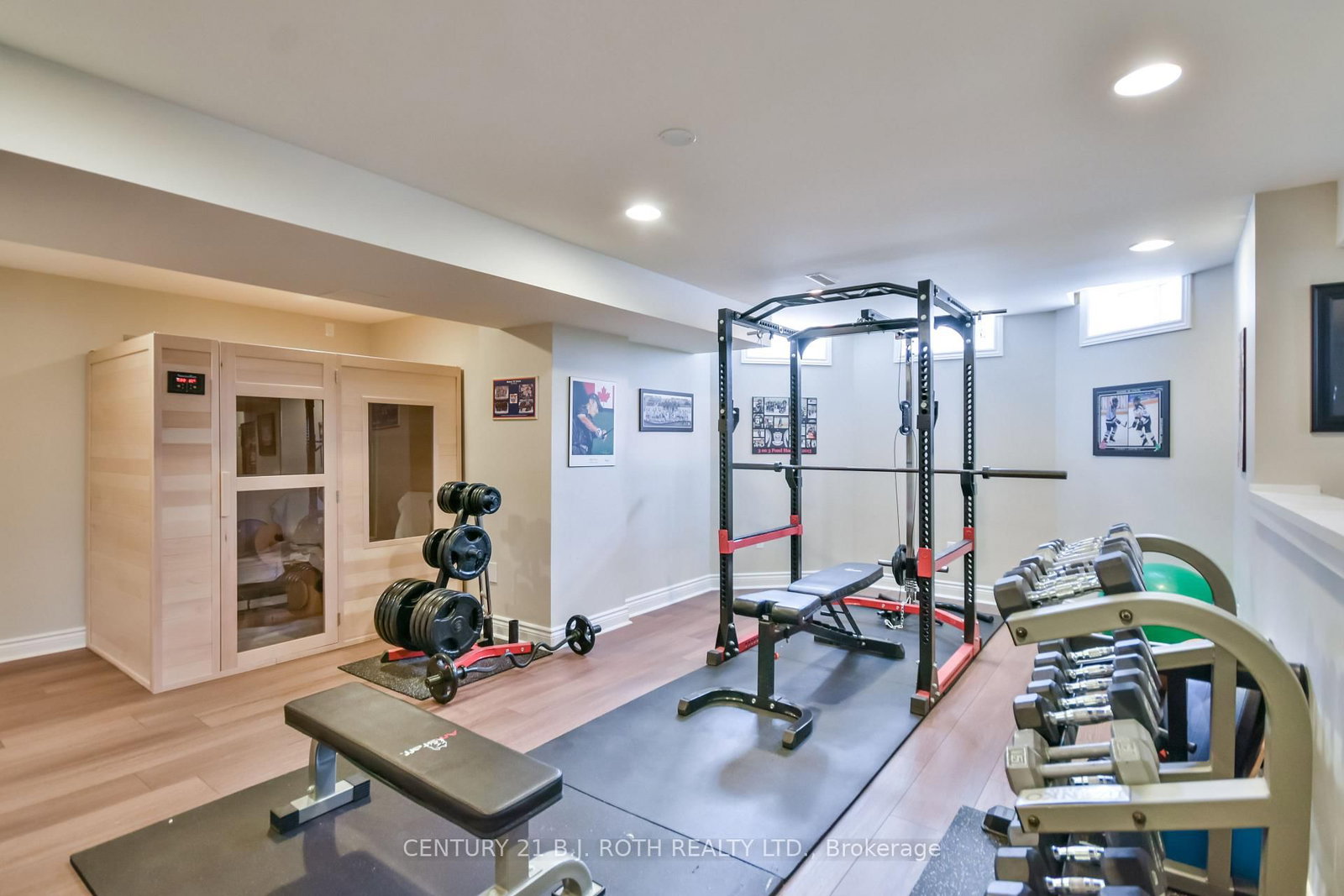 38 Camelot Square • Barrie, ON photo 30
