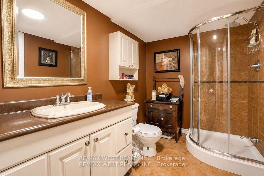 37 Kell Place • Barrie, ON photo 15