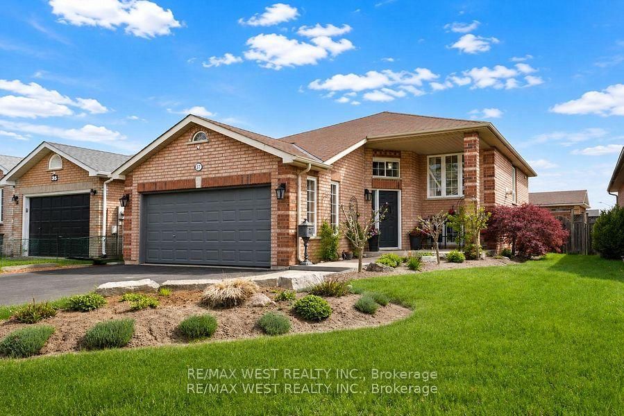 37 Kell Place