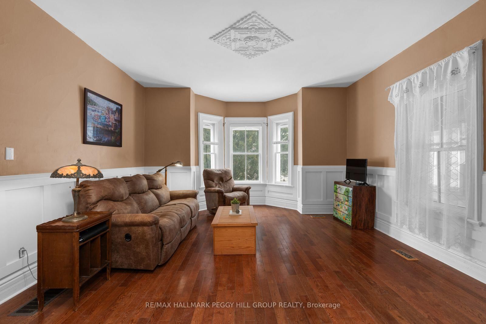 90 Doran Road