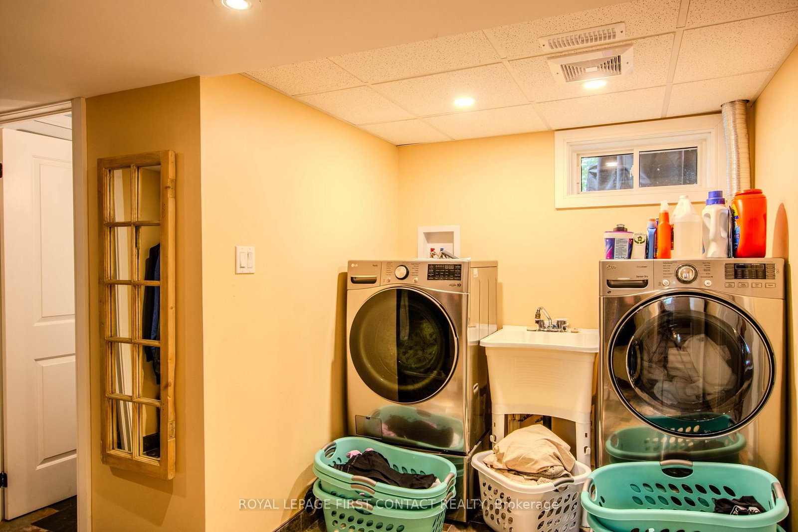 27 Tower Crescent • Barrie, ON photo 23