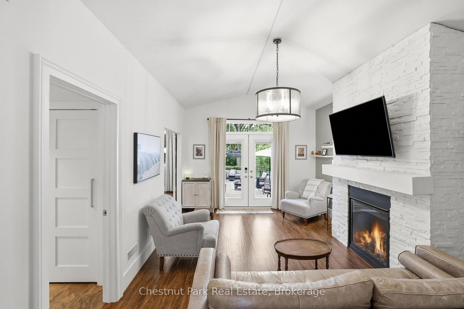 331 Oak Street • Collingwood, ON photo 21
