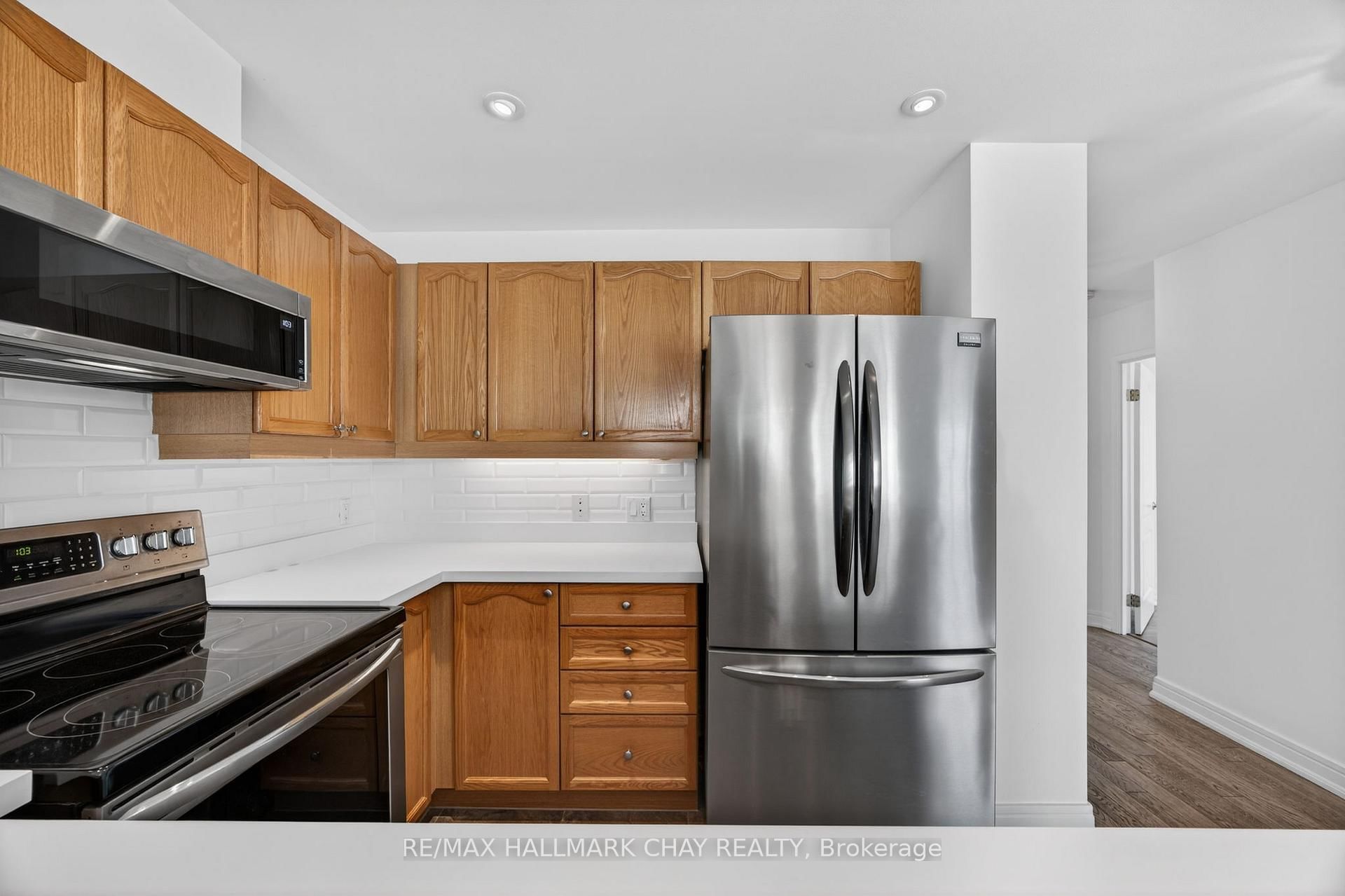 2 Toronto Street, Unit 1205