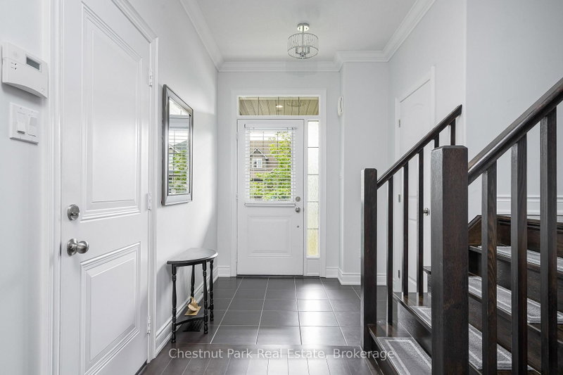 89 Garbutt Cres photo 5
