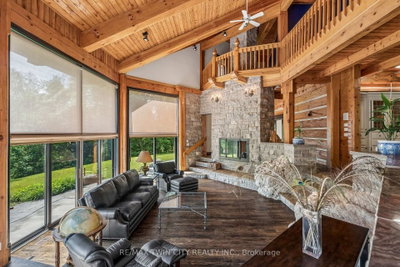 7665 36/37 NOTTAWASAGA Side Road W • Clearview, ON photo 9
