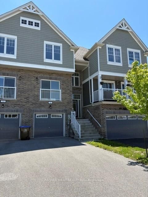 16 Hills Thistle Drive • Wasaga Beach, ON photo 2