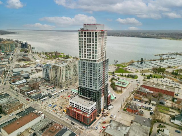 1210 - 39 Mary Street
