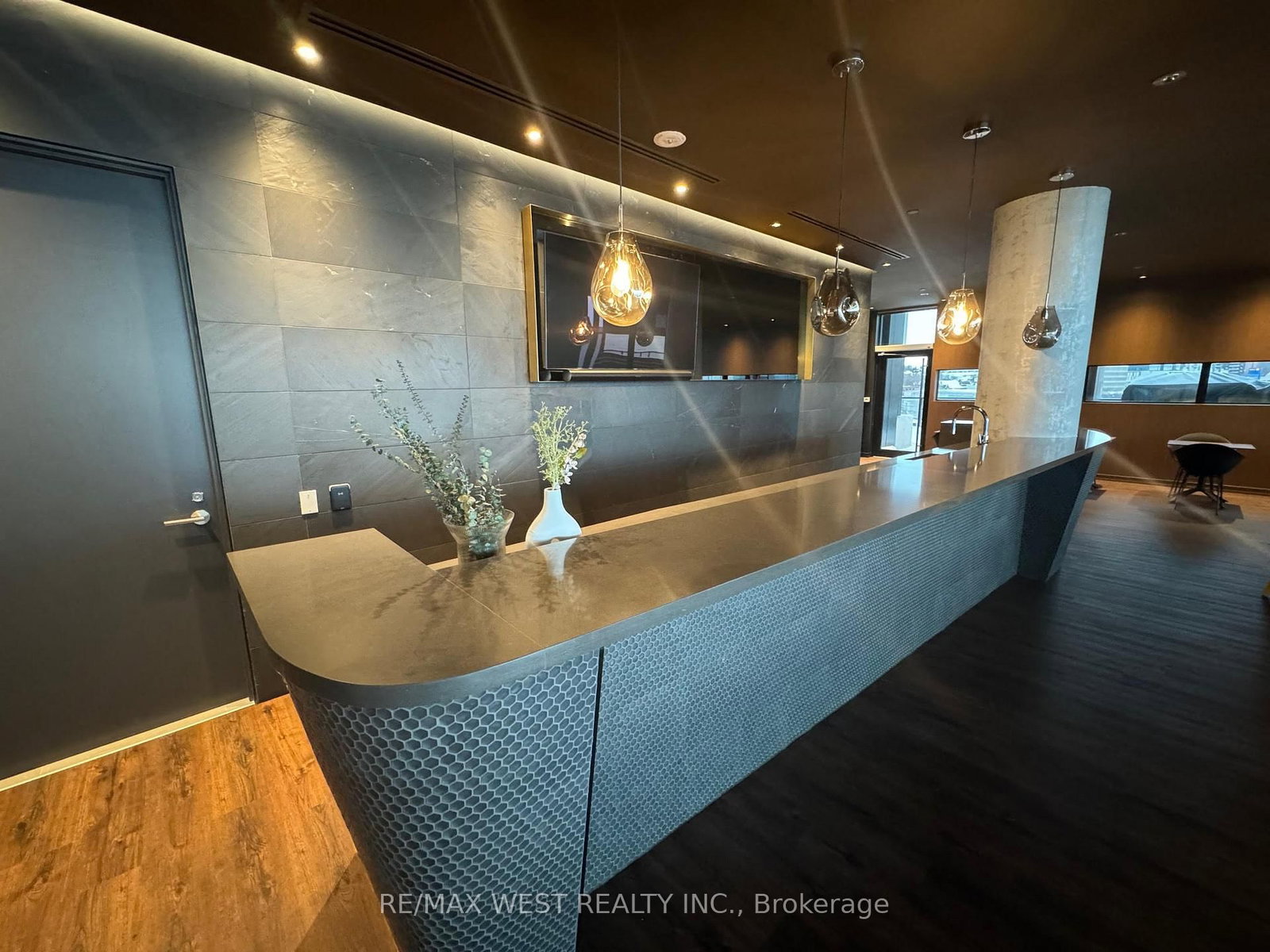 39 Mary Street • #1210 • Barrie, ON photo 16