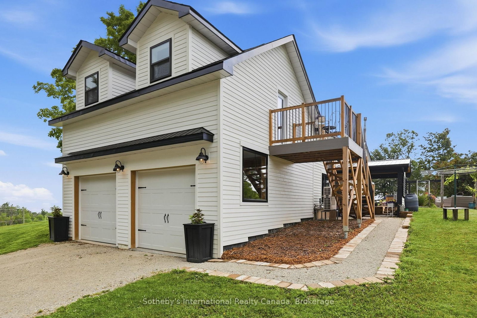 9263 91 County Road • Clearview, ON photo 39