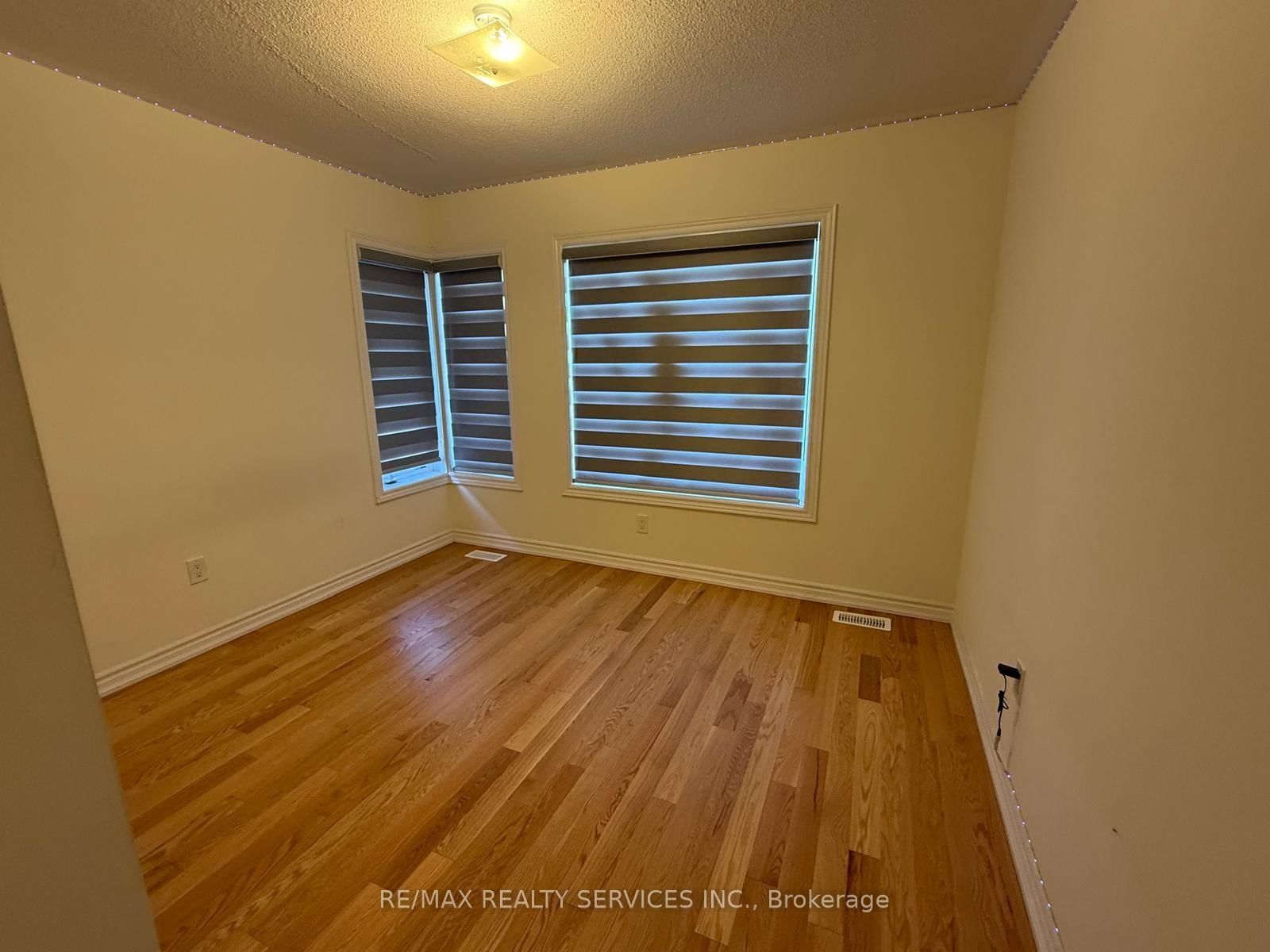 39 Prudhoe Terrace • Barrie, ON photo 22