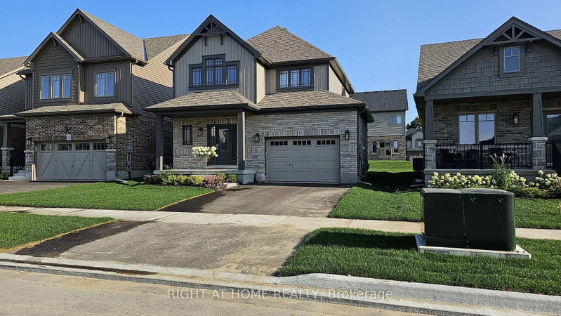 12 MITCHELL Avenue