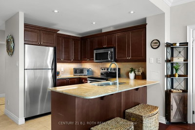 Unit 1310 — 37 Ellen Street — more photos