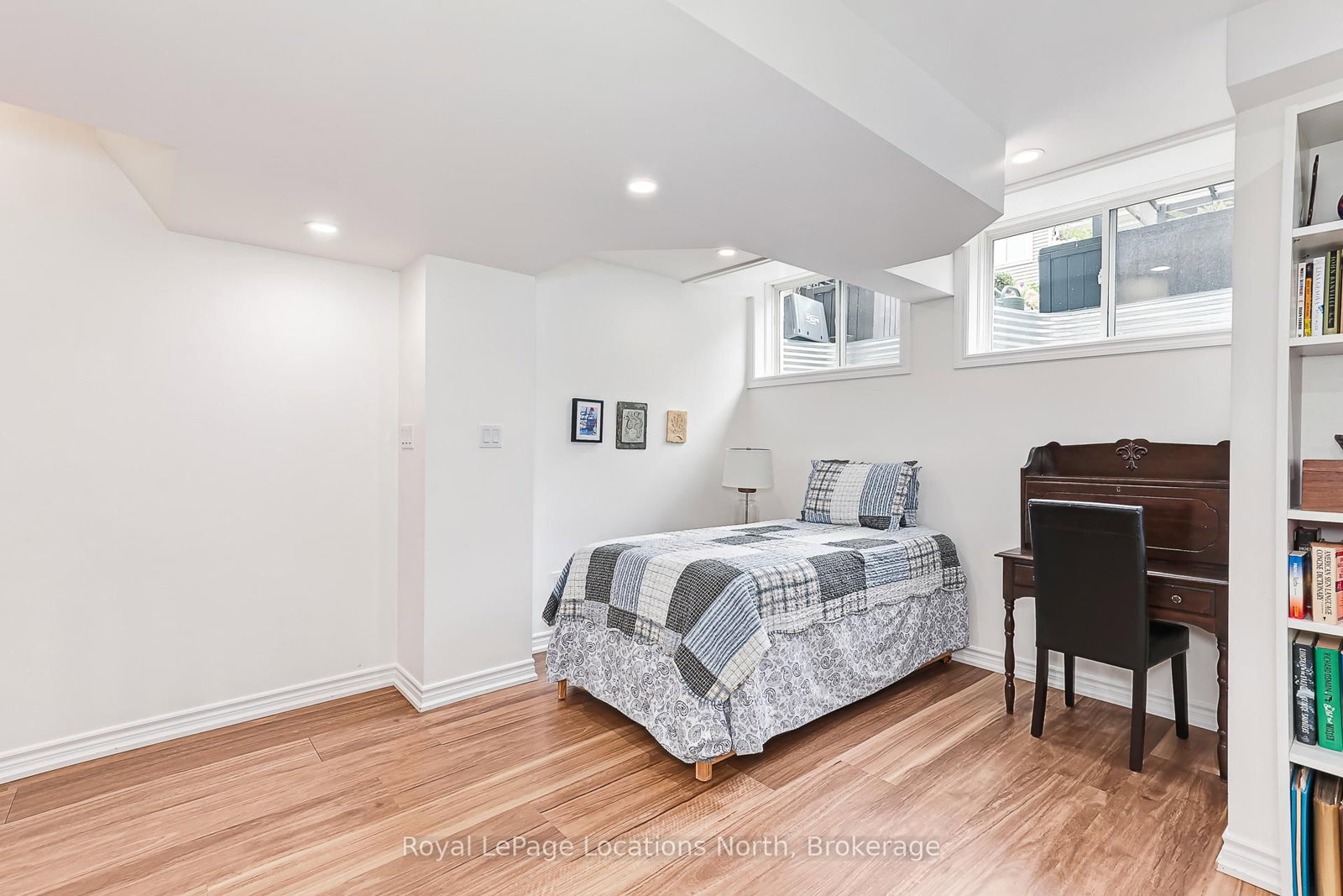 16 Greaves Avenue • Collingwood, ON photo 25