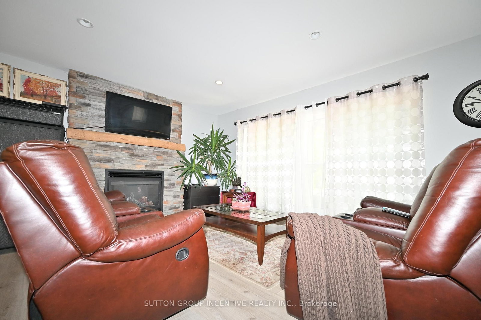 79 23RD Street N • Wasaga Beach, ON photo 5
