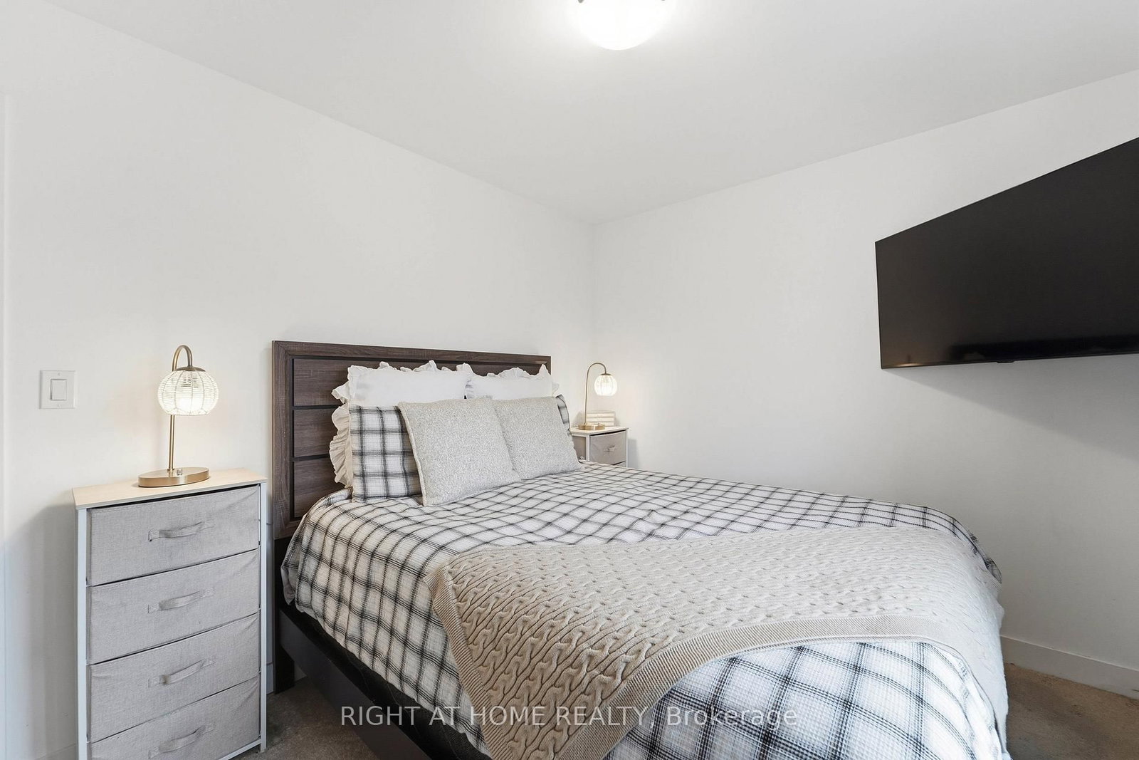 50 Hay Lane • Barrie, ON photo 18